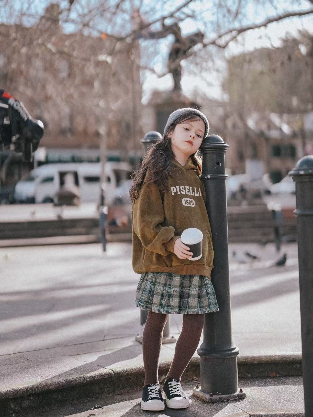 Green plaid pleated skirt